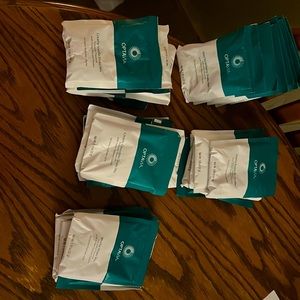 32 Optavia SHAKES good through 2024 exp in pics